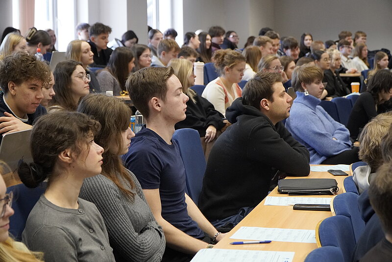 Piesakies izbaudīt studenta dzīvi “Studenta kurpēs”!