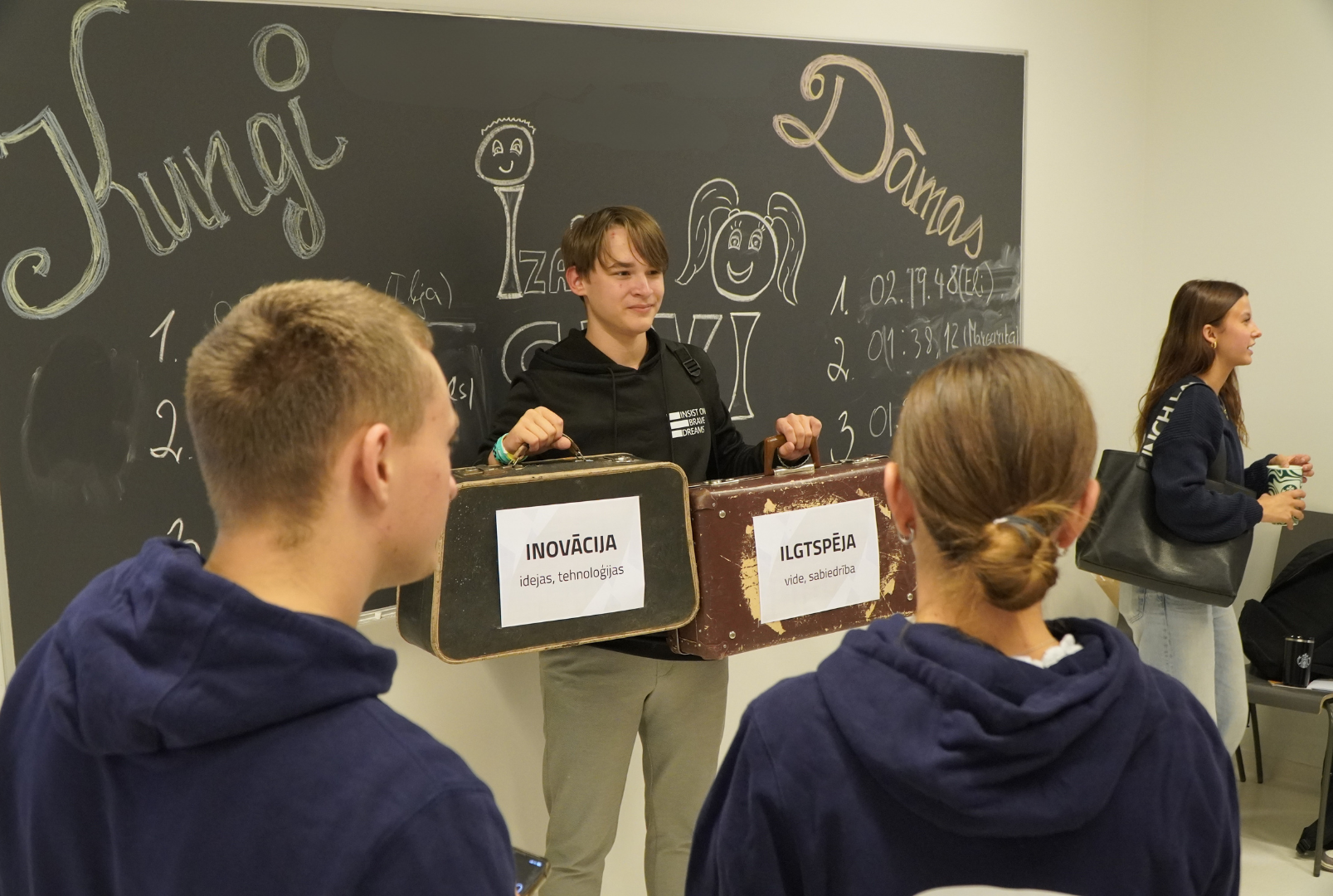 Vizualizācija - LU Fintech biznesa skola Eiropas zinātnieku naktī 25. septembrī